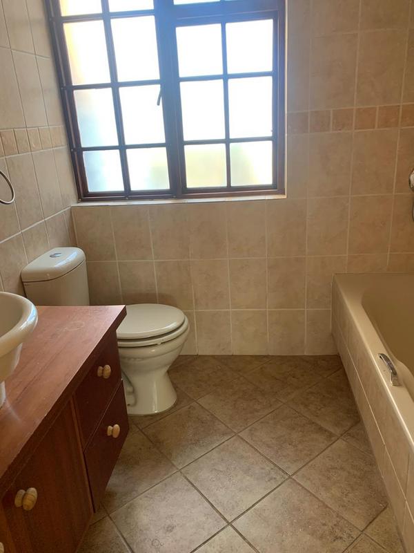 5 Bedroom Property for Sale in Wilkoppies North West